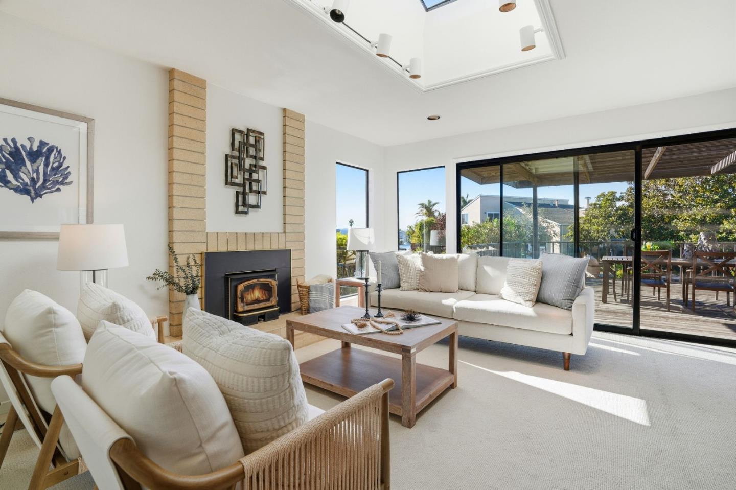 Detail Gallery Image 8 of 46 For 1190 Flying Fish St, Foster City,  CA 94404 - 4 Beds | 2 Baths