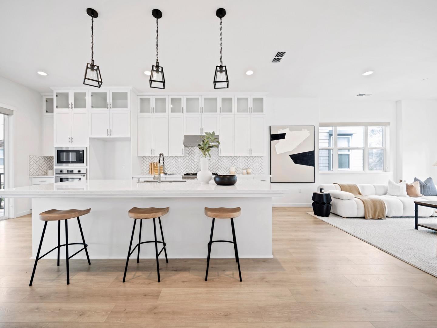 2800 Dryden Avenue, Gilroy, CA, 95020