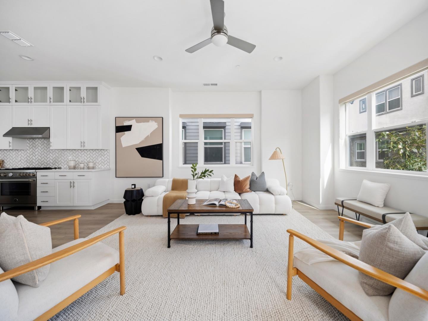 Detail Gallery Image 4 of 46 For 2149 Pastoral Loop, San Jose,  CA 95122 - 4 Beds | 3/1 Baths