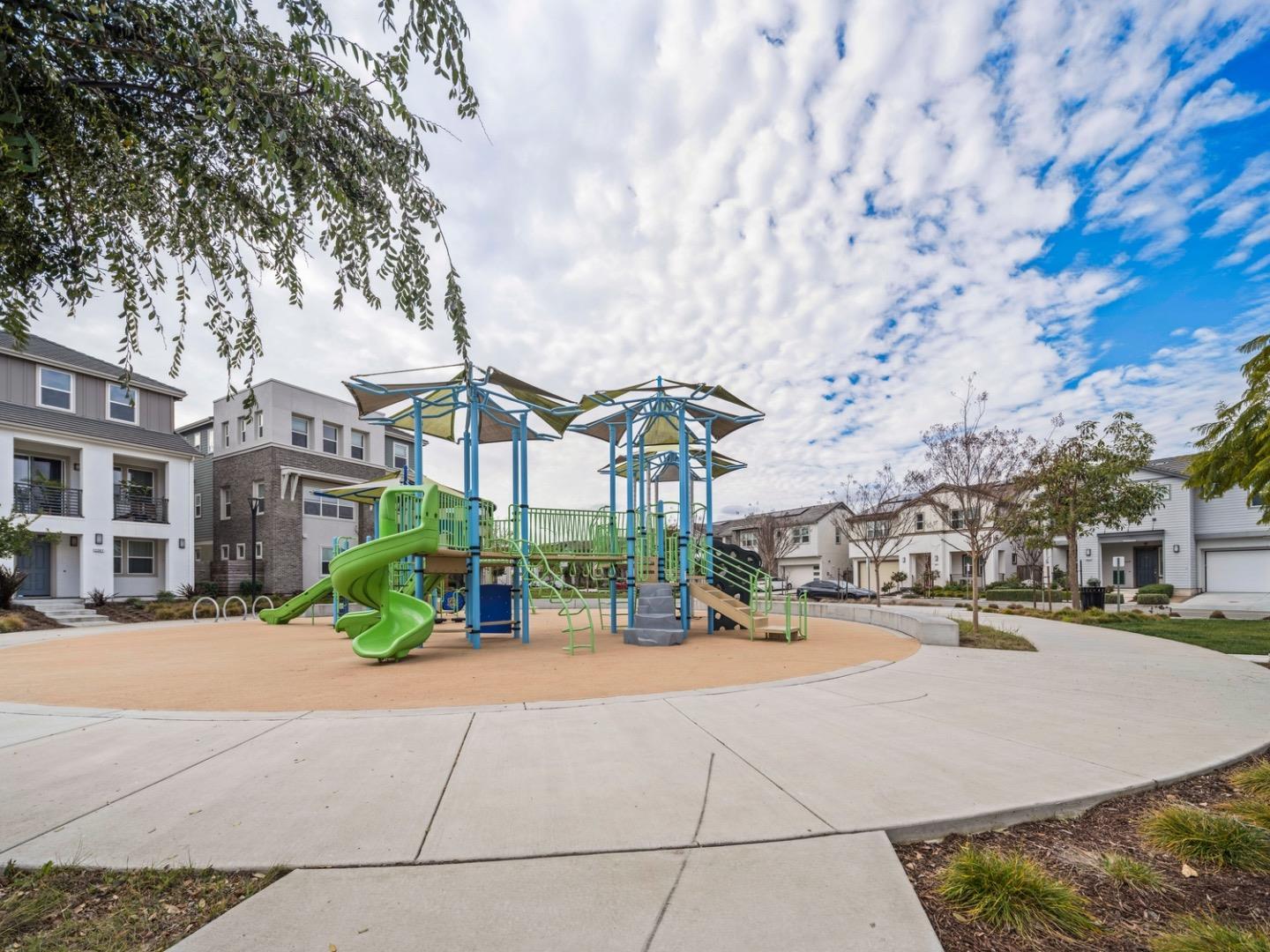 Detail Gallery Image 42 of 46 For 2149 Pastoral Loop, San Jose,  CA 95122 - 4 Beds | 3/1 Baths