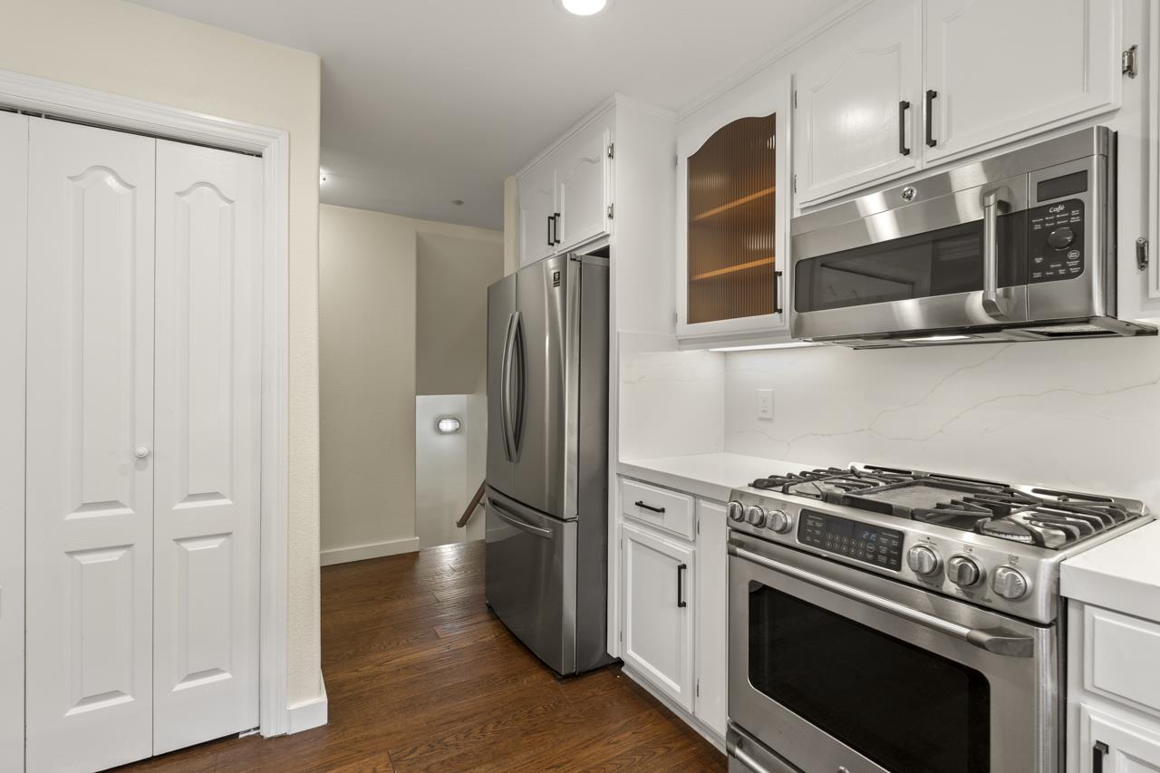 Detail Gallery Image 11 of 38 For 300 Carrera Cir, Aptos,  CA 95003 - 3 Beds | 2 Baths