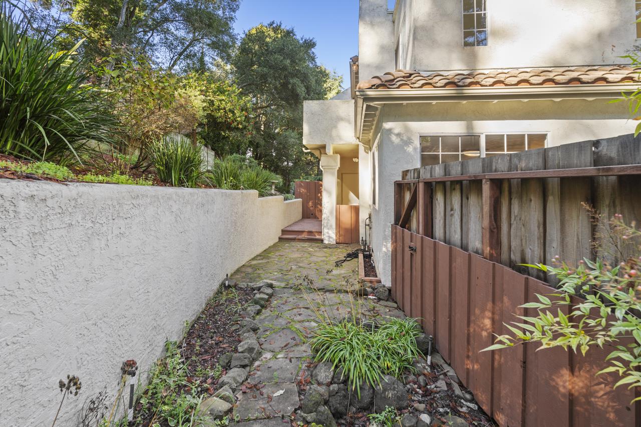 Detail Gallery Image 31 of 38 For 300 Carrera Cir, Aptos,  CA 95003 - 3 Beds | 2 Baths