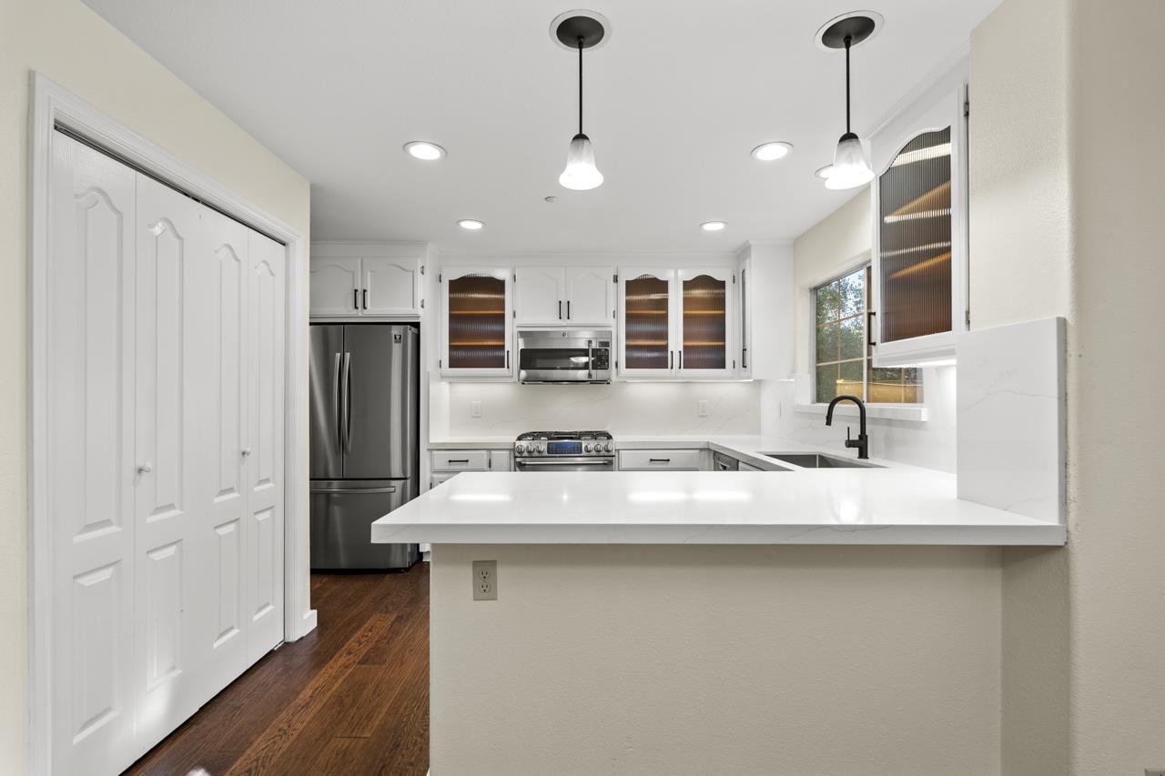 Detail Gallery Image 9 of 38 For 300 Carrera Cir, Aptos,  CA 95003 - 3 Beds | 2 Baths
