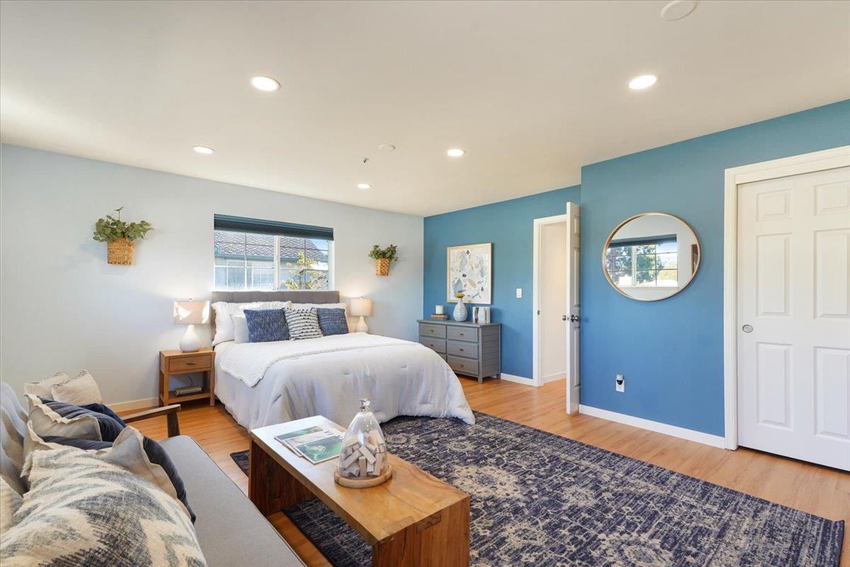 Detail Gallery Image 29 of 49 For 2200 Pelican Crst, Santa Cruz,  CA 95062 - 4 Beds | 2/1 Baths
