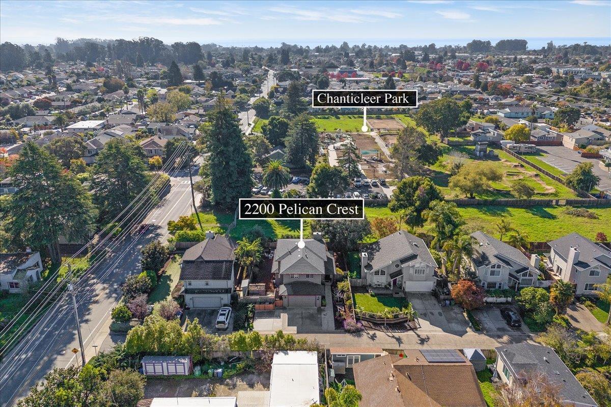 Detail Gallery Image 43 of 49 For 2200 Pelican Crst, Santa Cruz,  CA 95062 - 4 Beds | 2/1 Baths