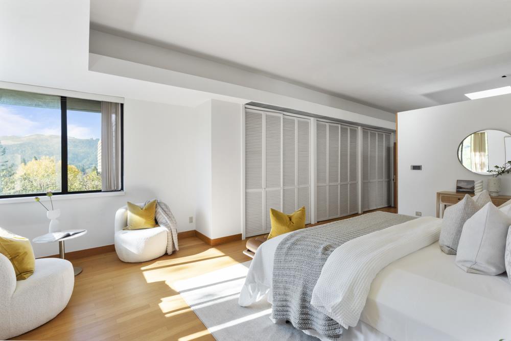 Detail Gallery Image 24 of 31 For 200 Cherokee Way, Portola Valley,  CA 94028 - 4 Beds | 3/1 Baths