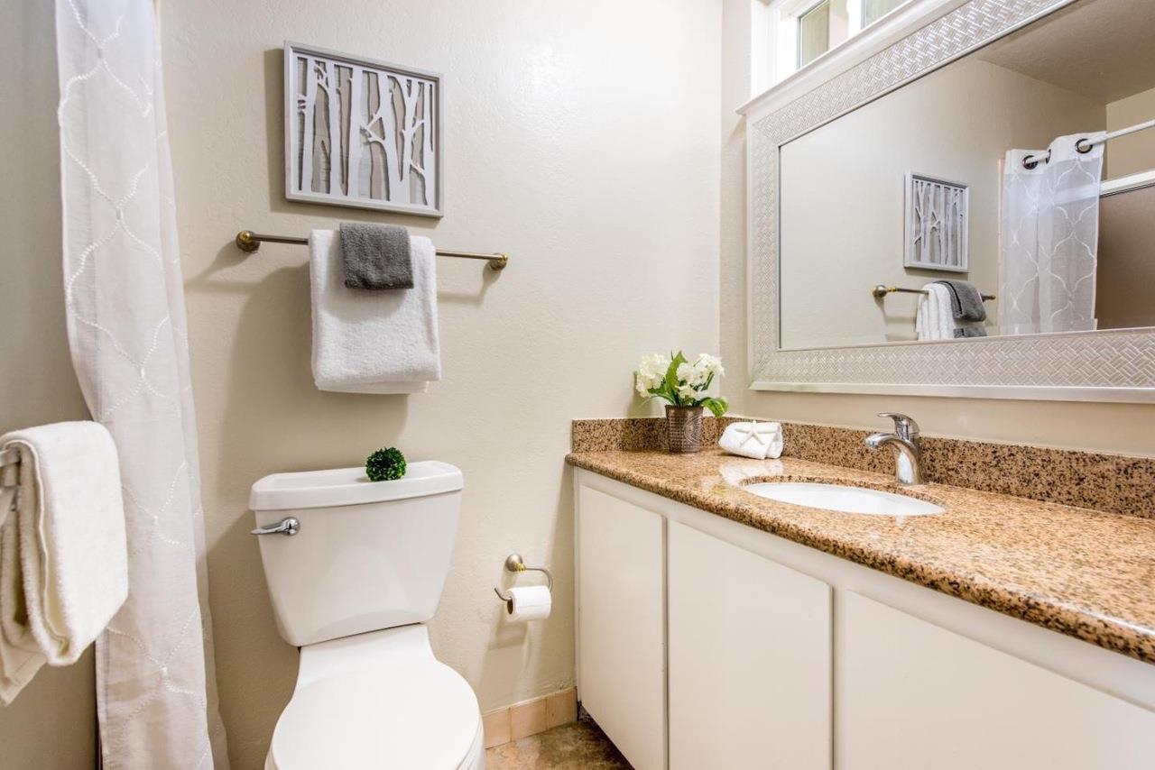 Detail Gallery Image 13 of 32 For 600 Calpella Dr, San Jose,  CA 95136 - 4 Beds | 2/1 Baths