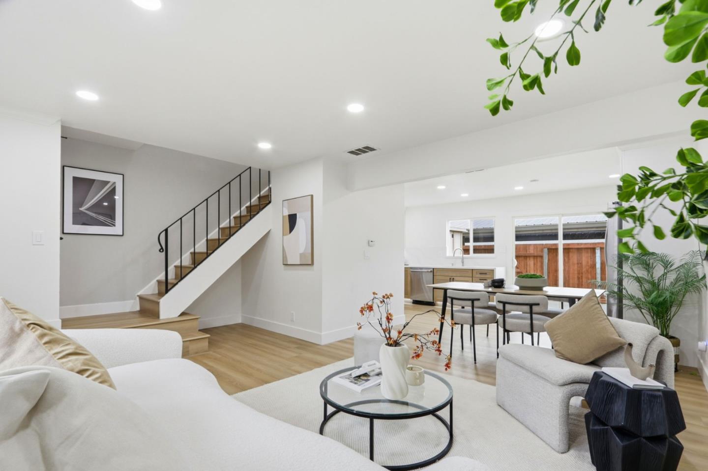 Photo #4: ML82028483 Listing: Photo #4