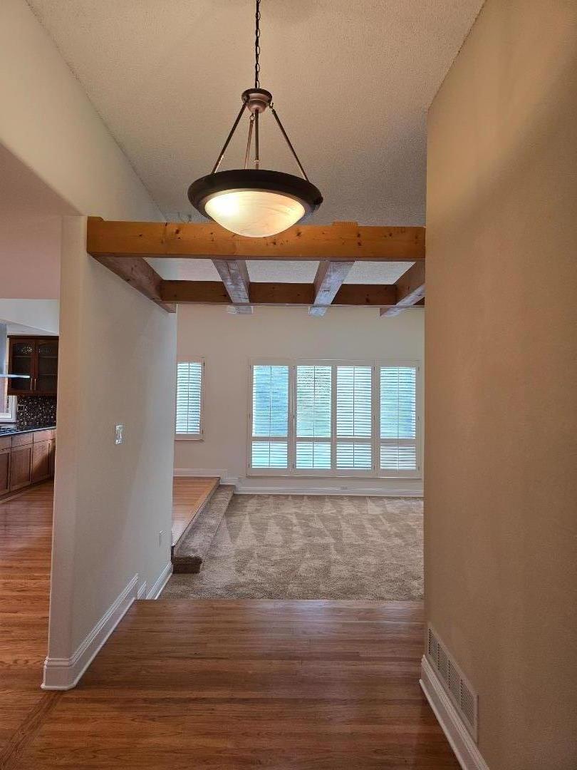 Detail Gallery Image 5 of 10 For 536 Curie Dr, San Jose,  CA 95123 - 4 Beds | 2 Baths