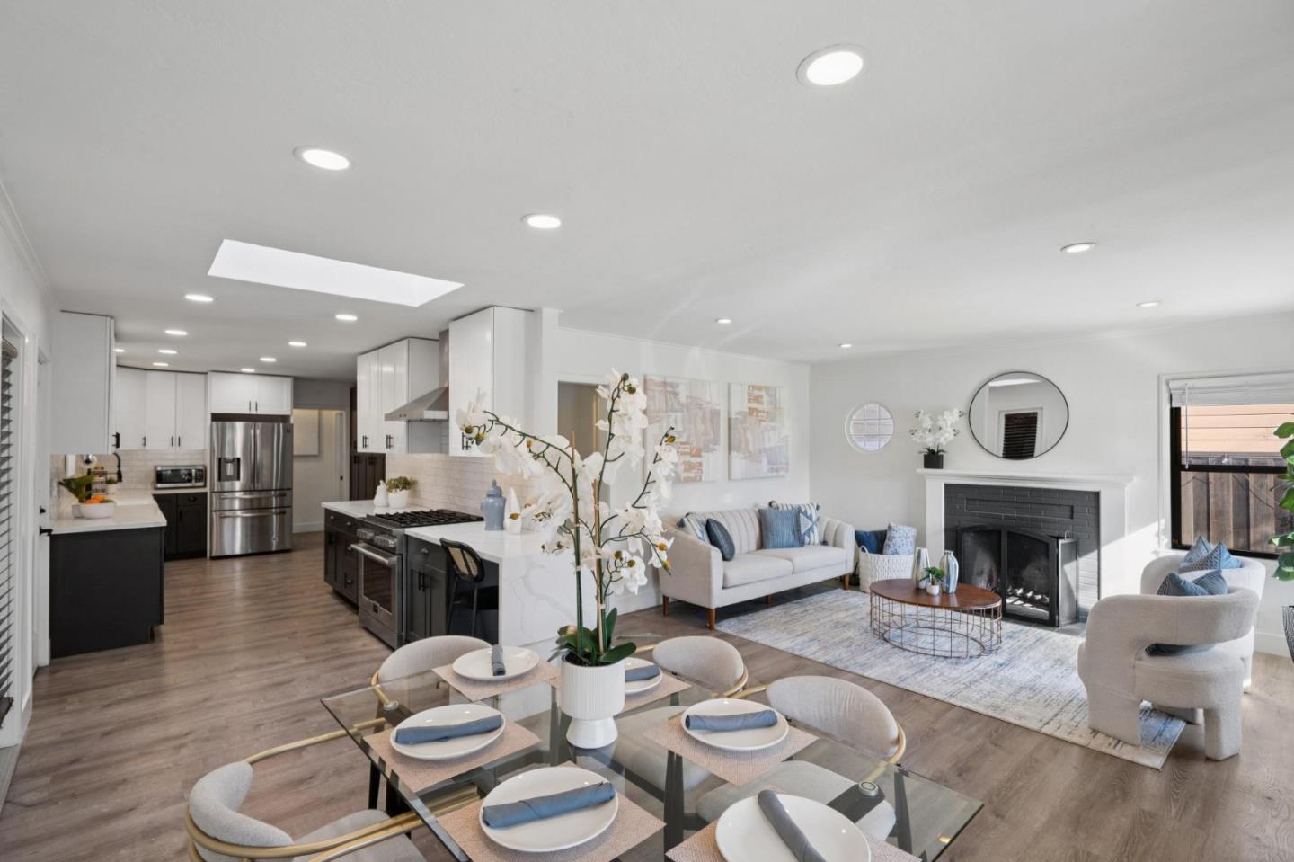 Detail Gallery Image 12 of 52 For 219 D St, Redwood City,  CA 94063 - 3 Beds | 2 Baths