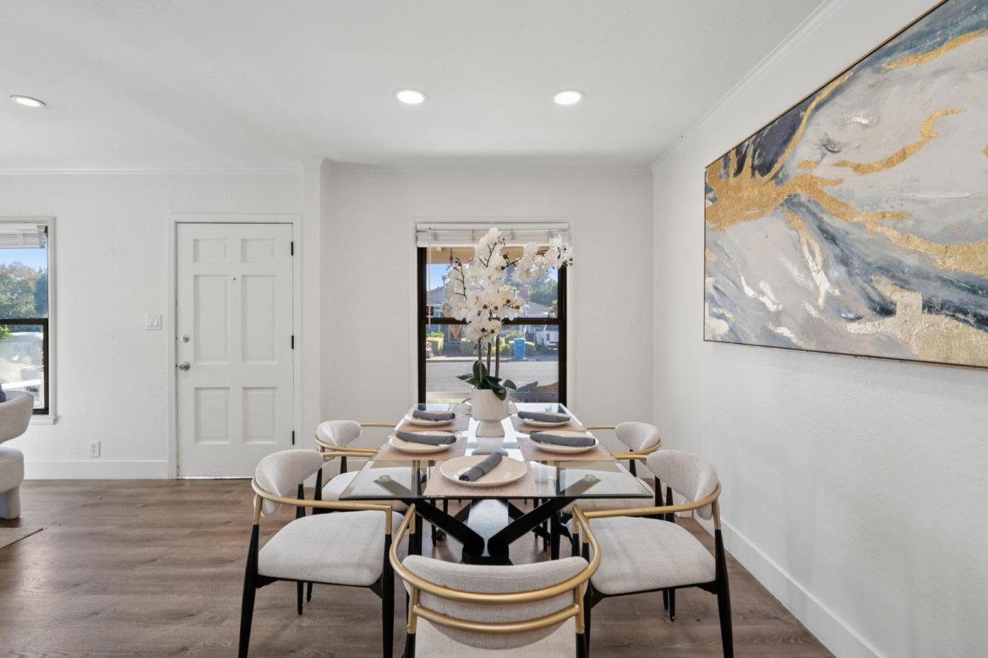 Detail Gallery Image 14 of 52 For 219 D St, Redwood City,  CA 94063 - 3 Beds | 2 Baths