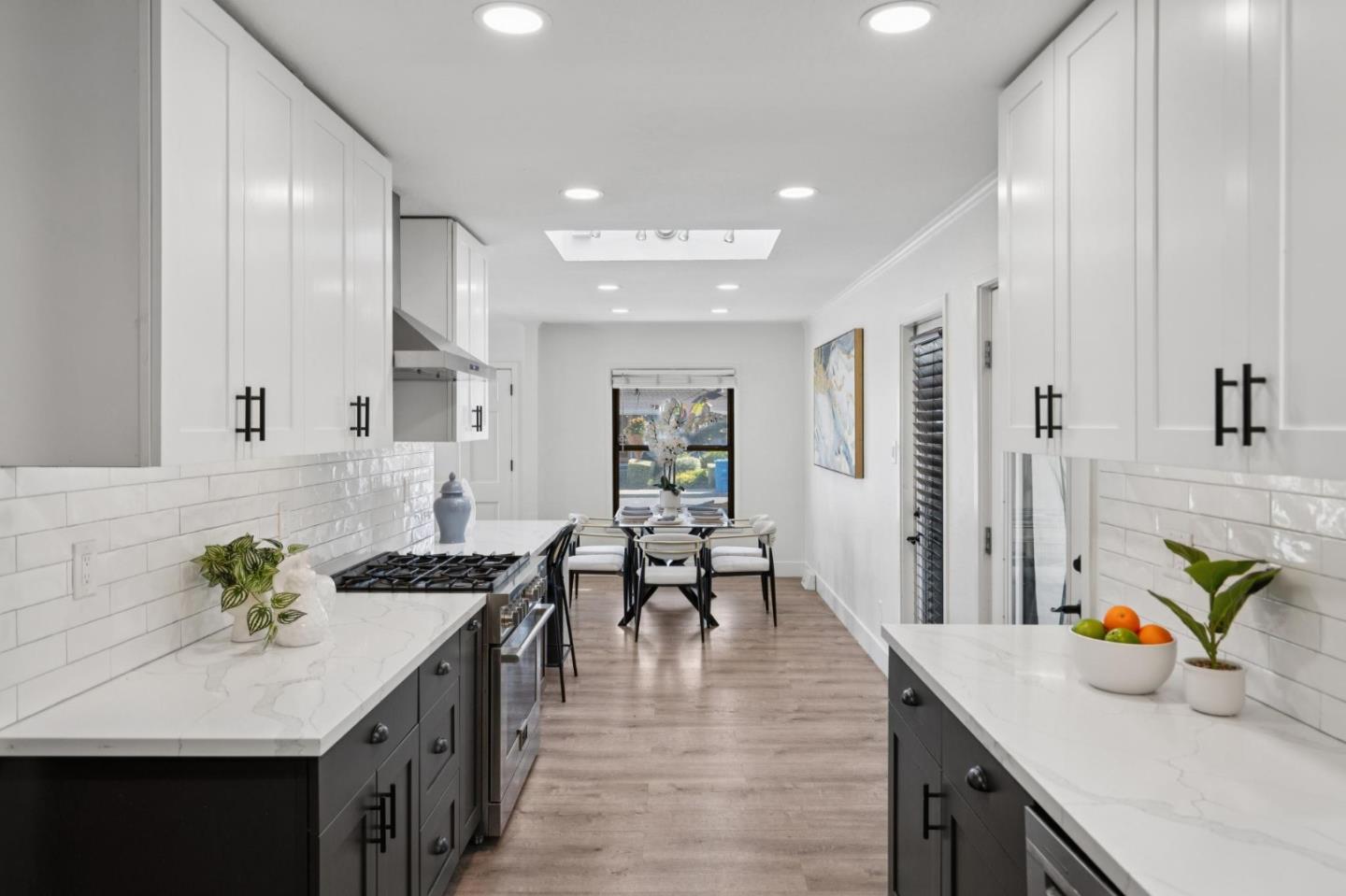 Detail Gallery Image 21 of 52 For 219 D St, Redwood City,  CA 94063 - 3 Beds | 2 Baths