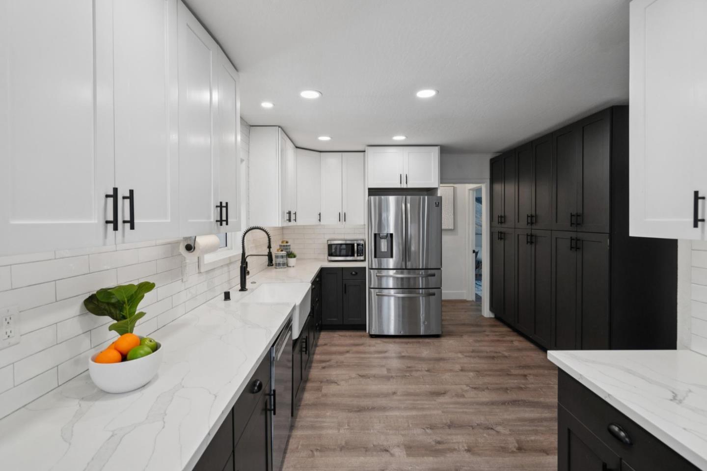 Detail Gallery Image 22 of 52 For 219 D St, Redwood City,  CA 94063 - 3 Beds | 2 Baths