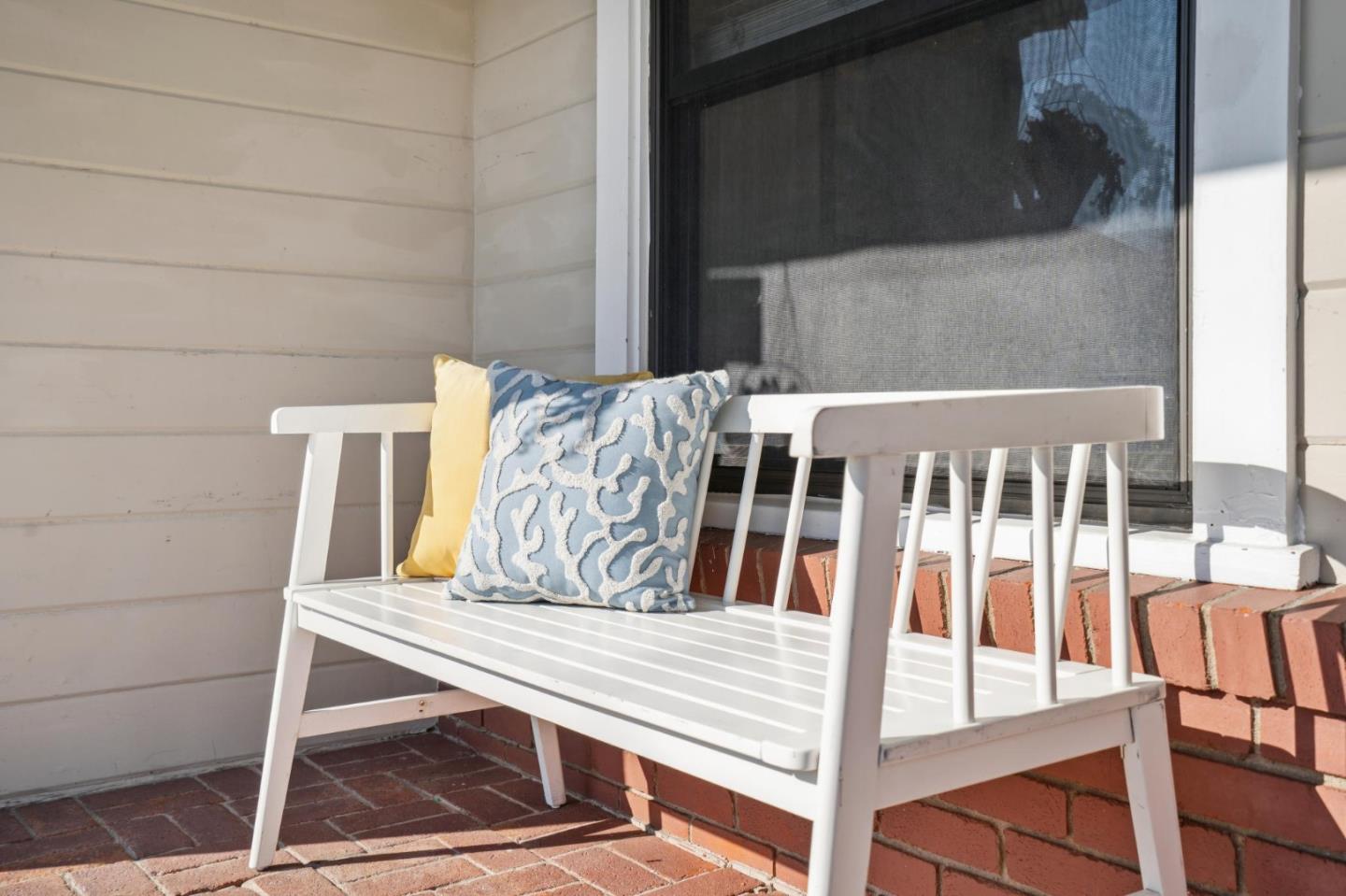 Detail Gallery Image 4 of 52 For 219 D St, Redwood City,  CA 94063 - 3 Beds | 2 Baths