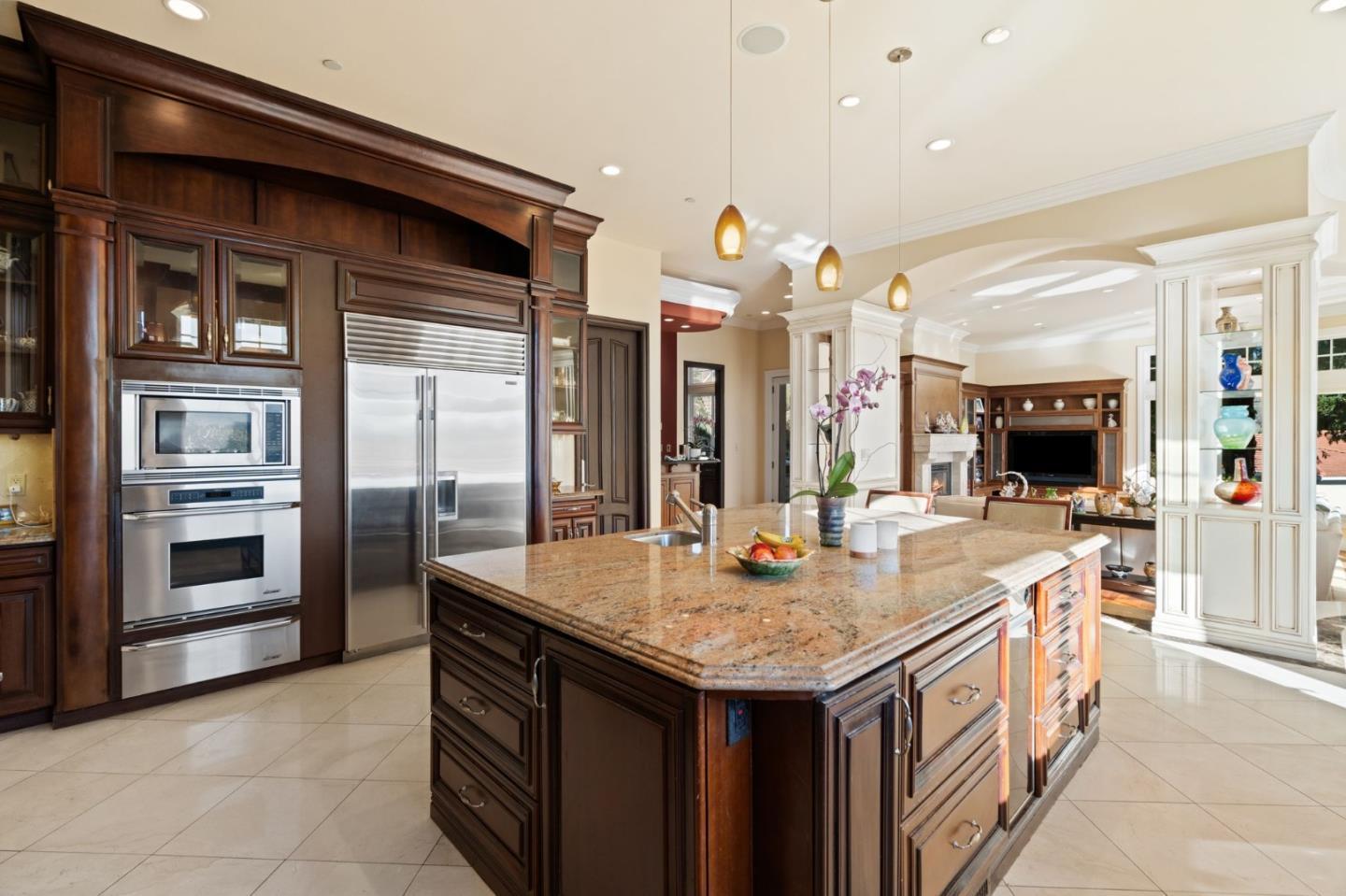 Detail Gallery Image 11 of 54 For 20750 Lost Ranch Rd, San Jose,  CA 95120 - 5 Beds | 5/2 Baths