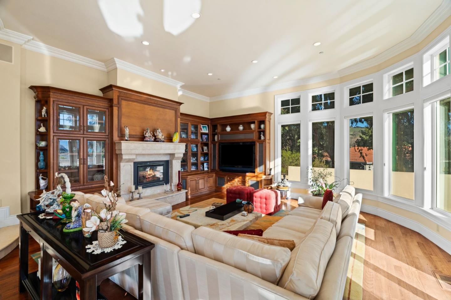 Detail Gallery Image 13 of 54 For 20750 Lost Ranch Rd, San Jose,  CA 95120 - 5 Beds | 5/2 Baths