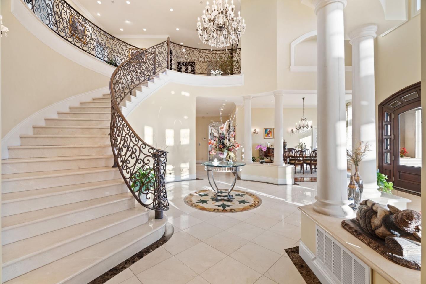 Detail Gallery Image 16 of 54 For 20750 Lost Ranch Rd, San Jose,  CA 95120 - 5 Beds | 5/2 Baths