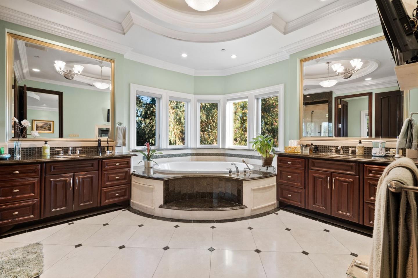 Detail Gallery Image 22 of 54 For 20750 Lost Ranch Rd, San Jose,  CA 95120 - 5 Beds | 5/2 Baths