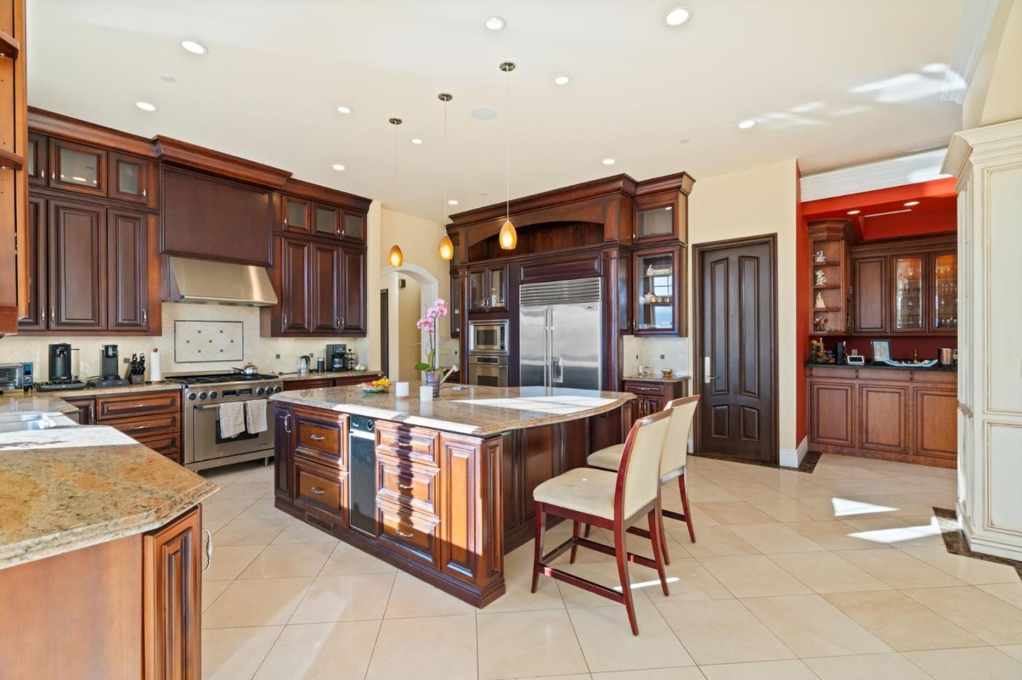 Detail Gallery Image 9 of 54 For 20750 Lost Ranch Rd, San Jose,  CA 95120 - 5 Beds | 5/2 Baths