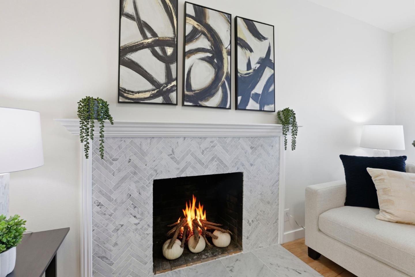 Detail Gallery Image 3 of 12 For 321 Southcliff Ave, South San Francisco,  CA 94080 - 3 Beds | 2 Baths