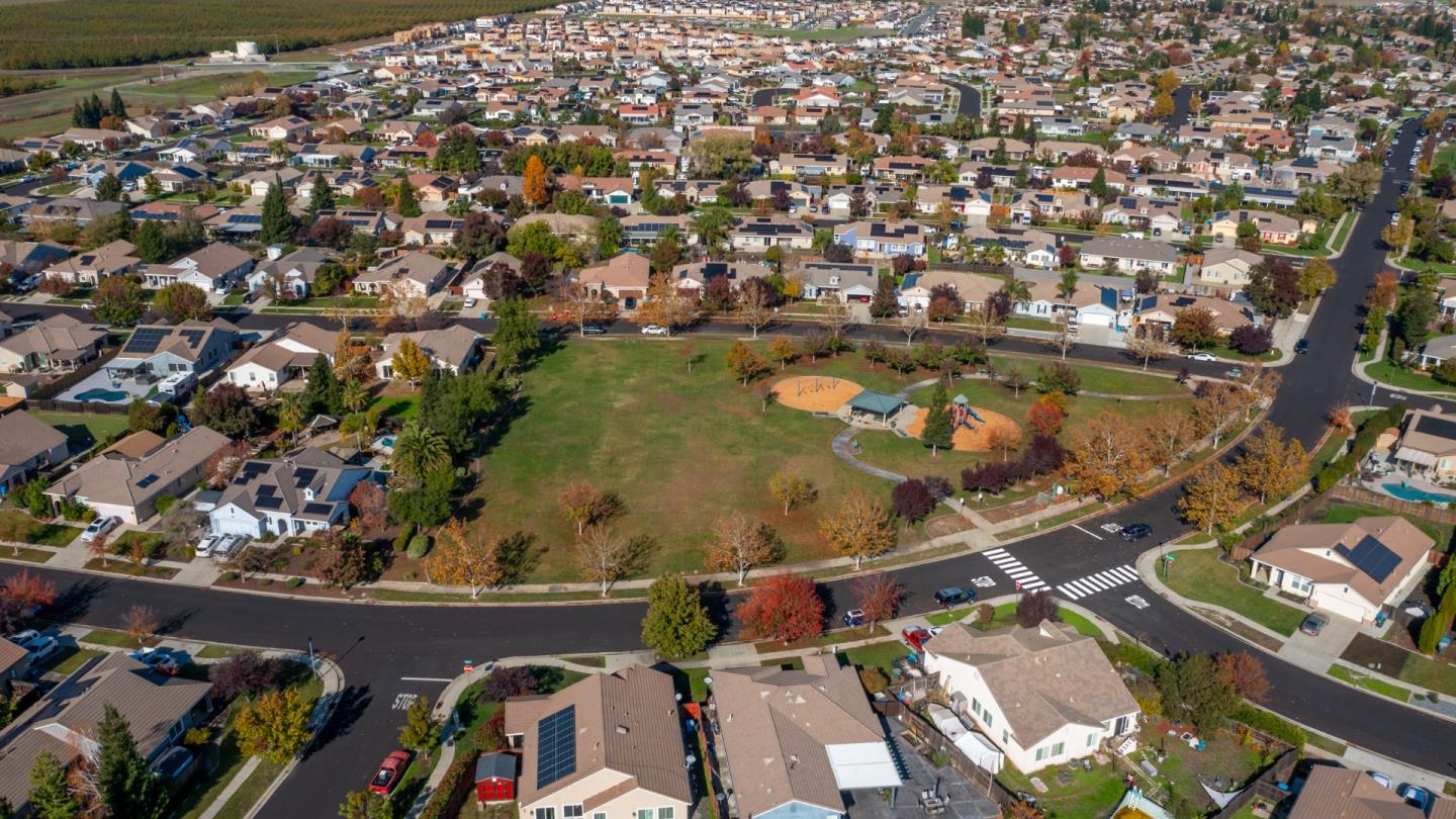 Detail Gallery Image 52 of 52 For 1078 Silver Spur Way, Plumas Lake,  CA 95961 - 3 Beds | 2 Baths