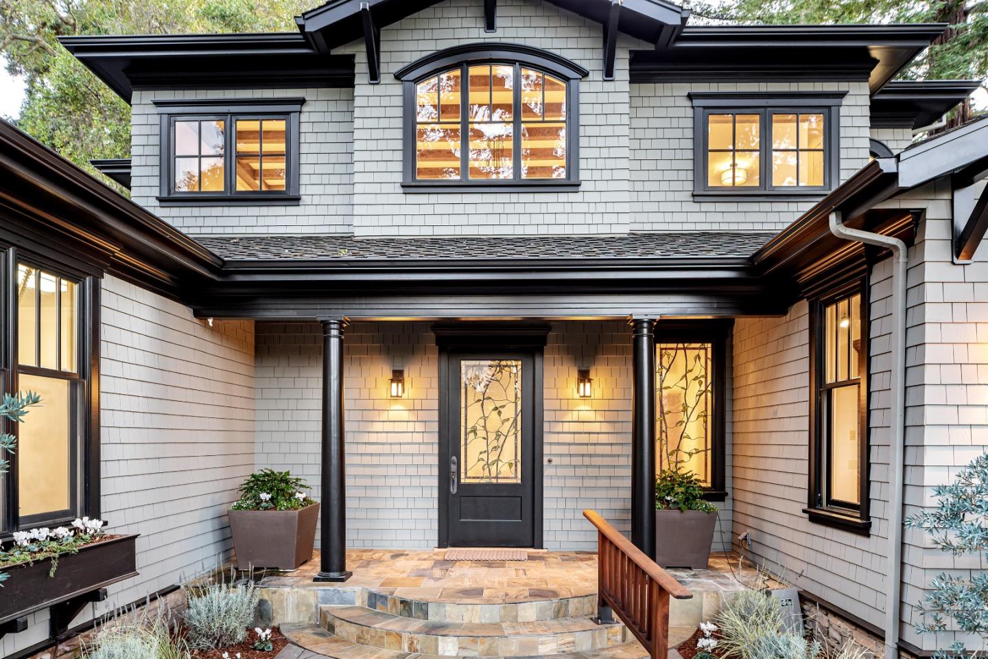 Detail Gallery Image 3 of 29 For 1224 Whitaker Way, Menlo Park,  CA 94025 - 6 Beds | 4 Baths