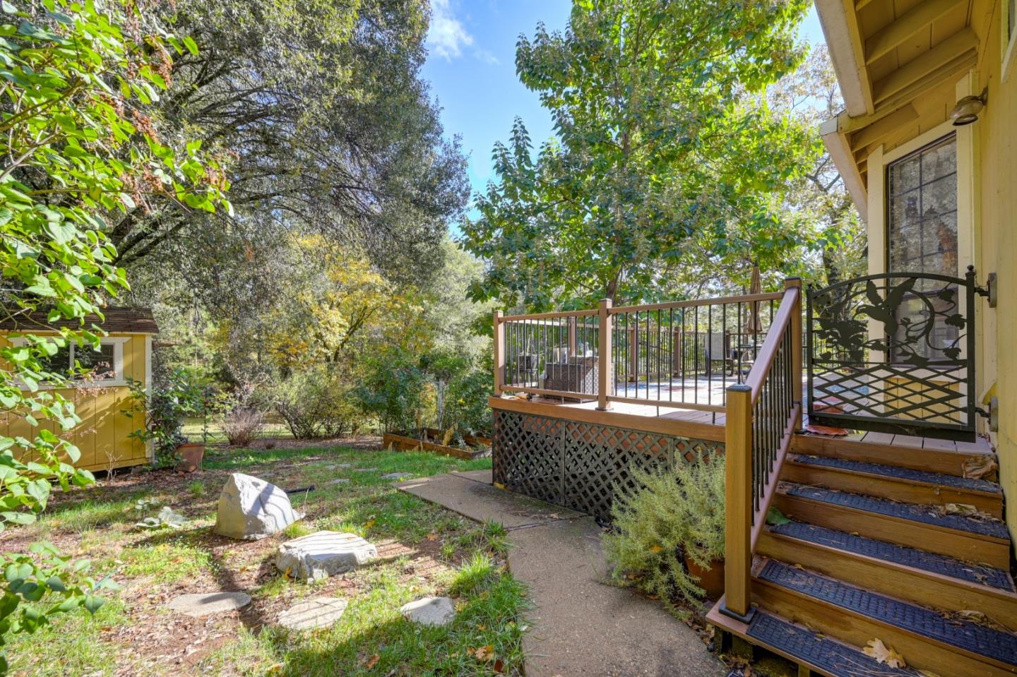 Detail Gallery Image 42 of 66 For 21335 Robin Ln, Pine Grove,  CA 95665 - 3 Beds | 2 Baths