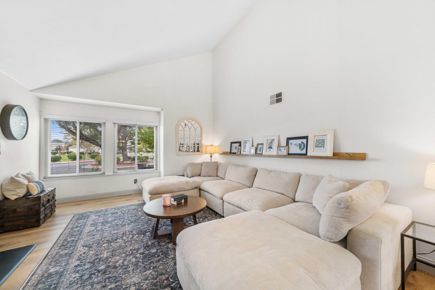 Detail Gallery Image 20 of 48 For 1830 Bayo Claros Cir, Morgan Hill,  CA 95037 - 4 Beds | 2/1 Baths