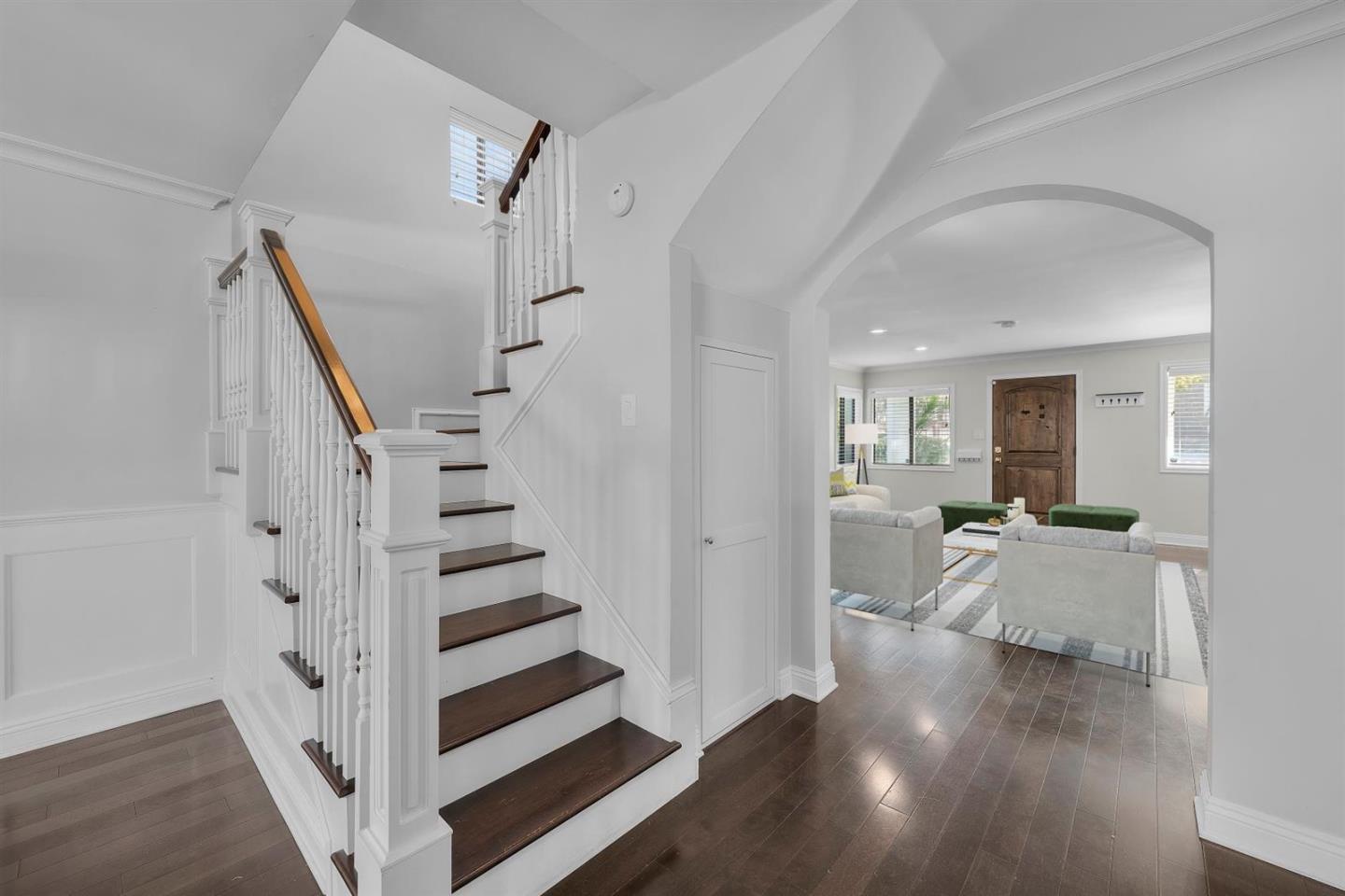 Detail Gallery Image 17 of 70 For 619 Beryl St, Redondo Beach,  CA 90277 - 4 Beds | 3 Baths