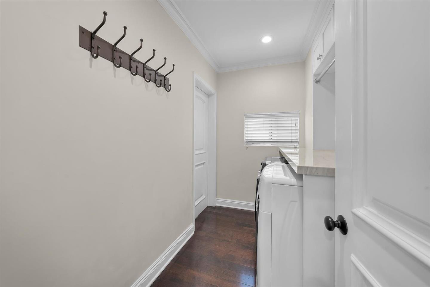 Detail Gallery Image 54 of 70 For 619 Beryl St, Redondo Beach,  CA 90277 - 4 Beds | 3 Baths