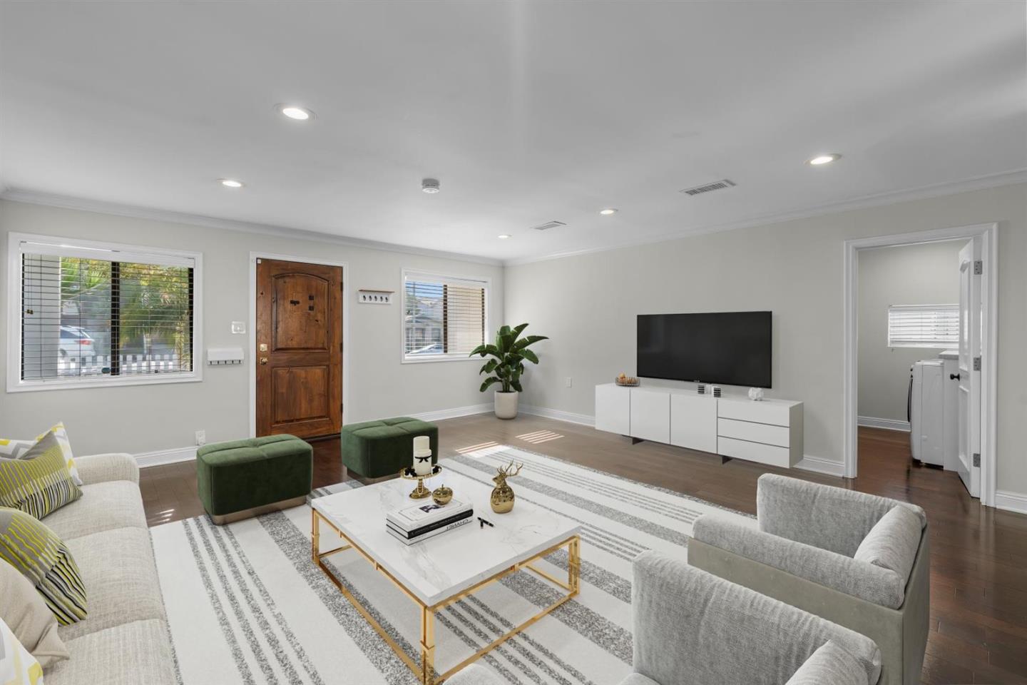 Detail Gallery Image 7 of 70 For 619 Beryl St, Redondo Beach,  CA 90277 - 4 Beds | 3 Baths