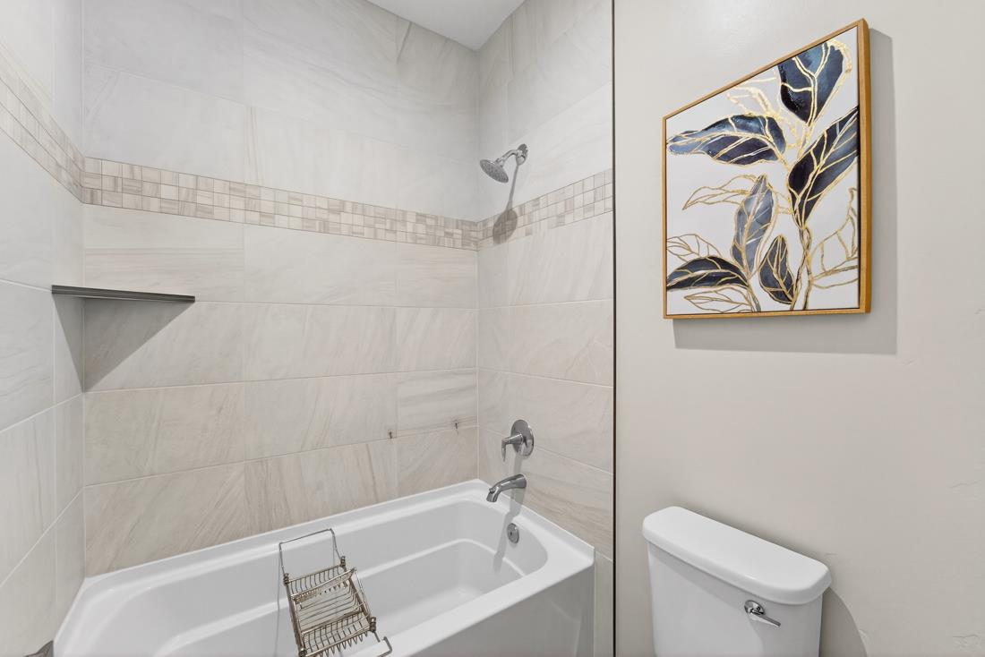 Detail Gallery Image 24 of 39 For 105 Hildebrand Dr, Los Gatos,  CA 95032 - 4 Beds | 2/1 Baths