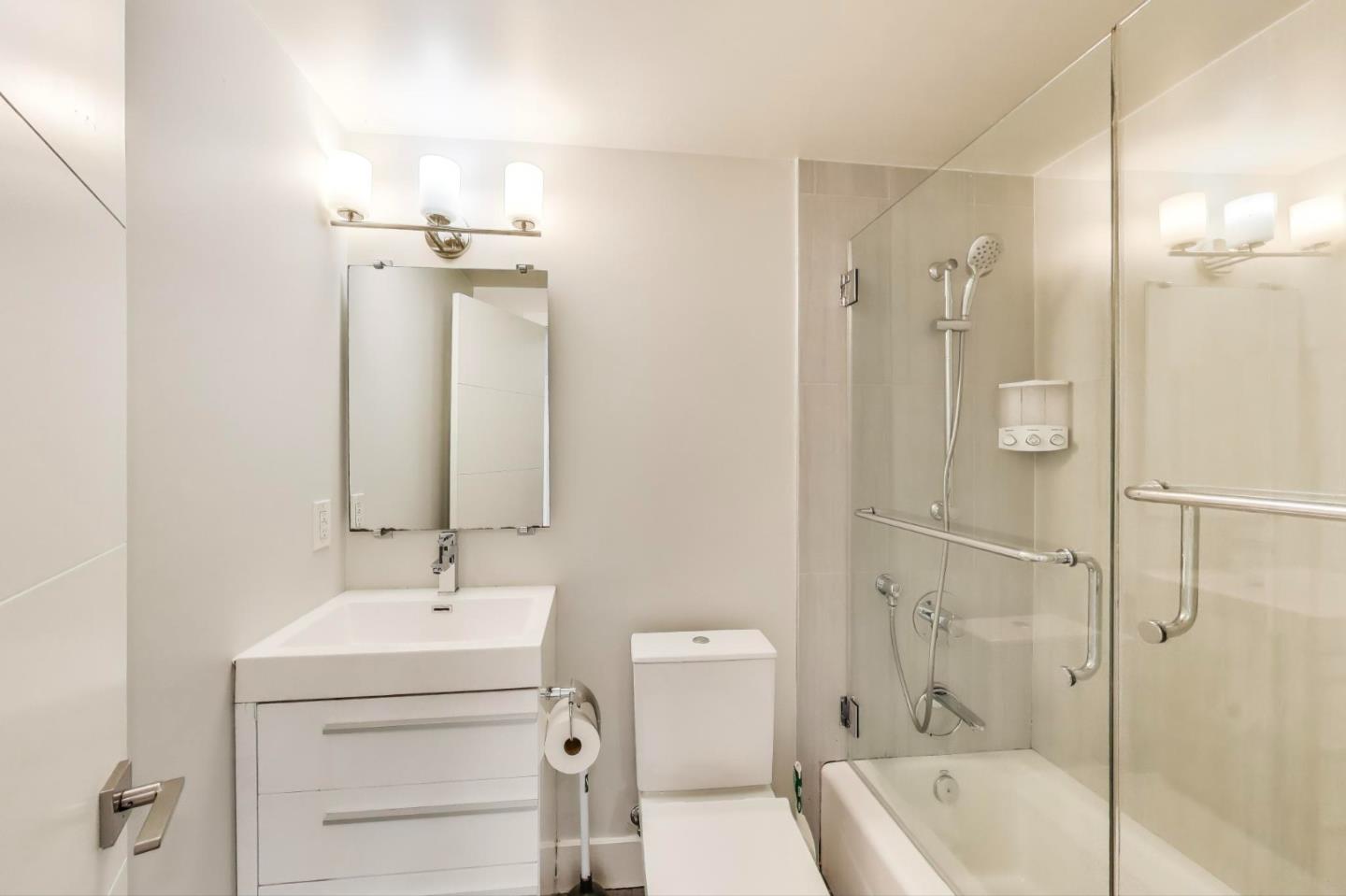 Detail Gallery Image 20 of 95 For 1454 S Van Ness Ave, San Francisco,  CA 94110 - – Beds | – Baths