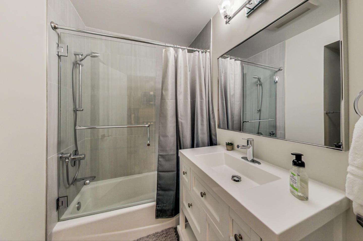 Detail Gallery Image 42 of 95 For 1454 S Van Ness Ave, San Francisco,  CA 94110 - – Beds | – Baths