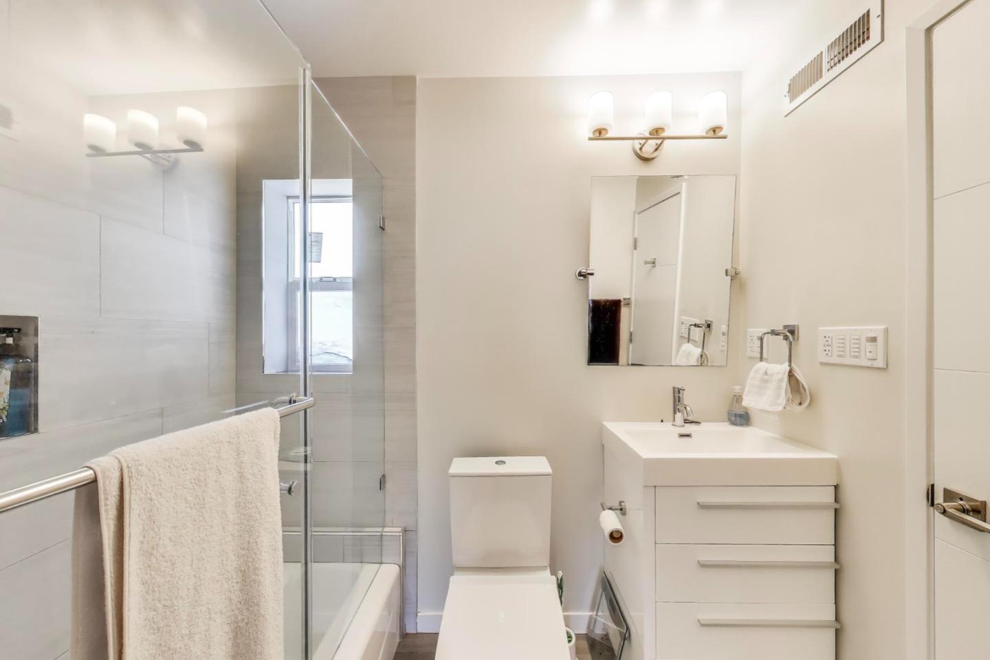 Detail Gallery Image 87 of 95 For 1454 S Van Ness Ave, San Francisco,  CA 94110 - – Beds | – Baths