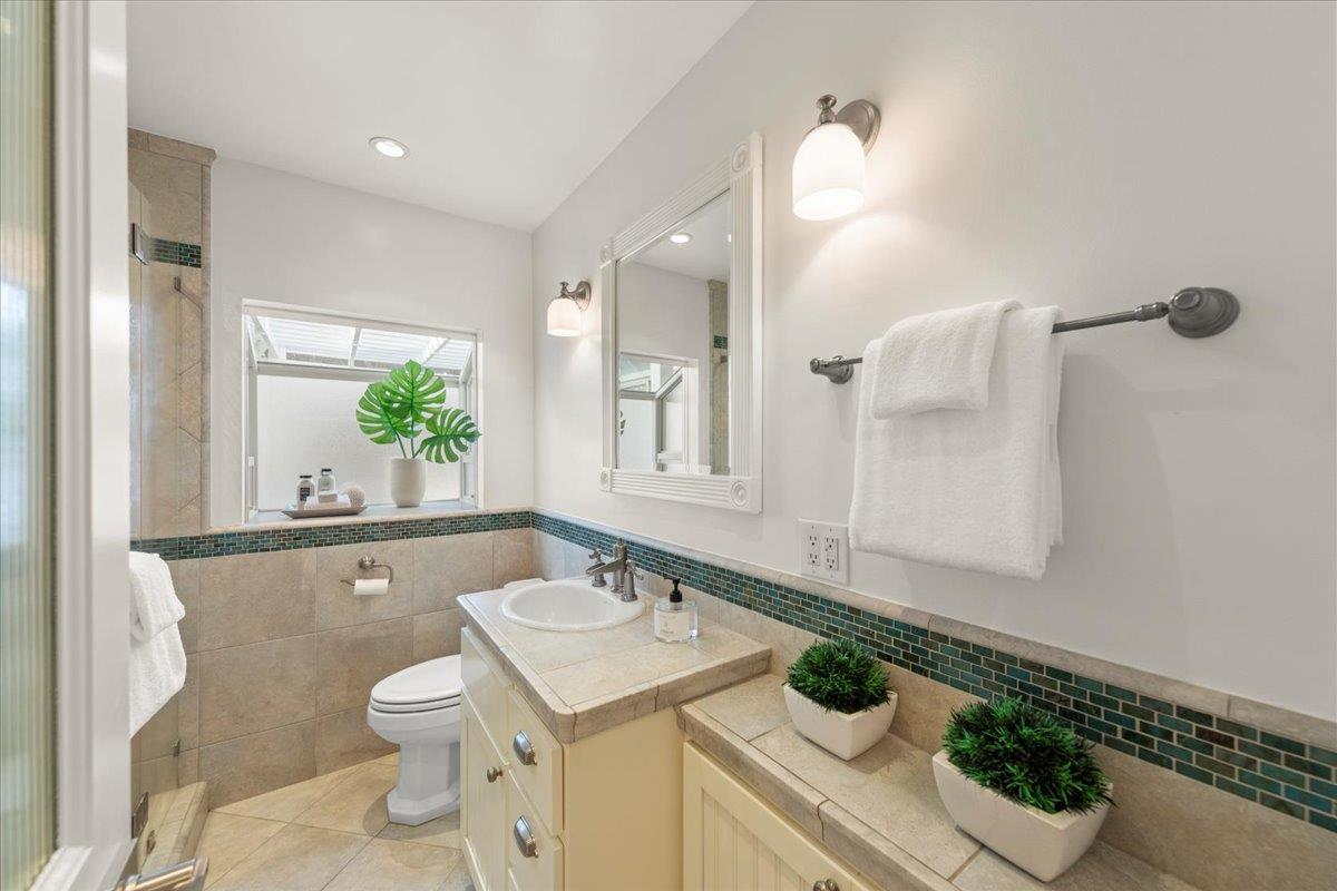 Detail Gallery Image 13 of 23 For 785 Sherman Oaks Dr, San Jose,  CA 95128 - 3 Beds | 1 Baths