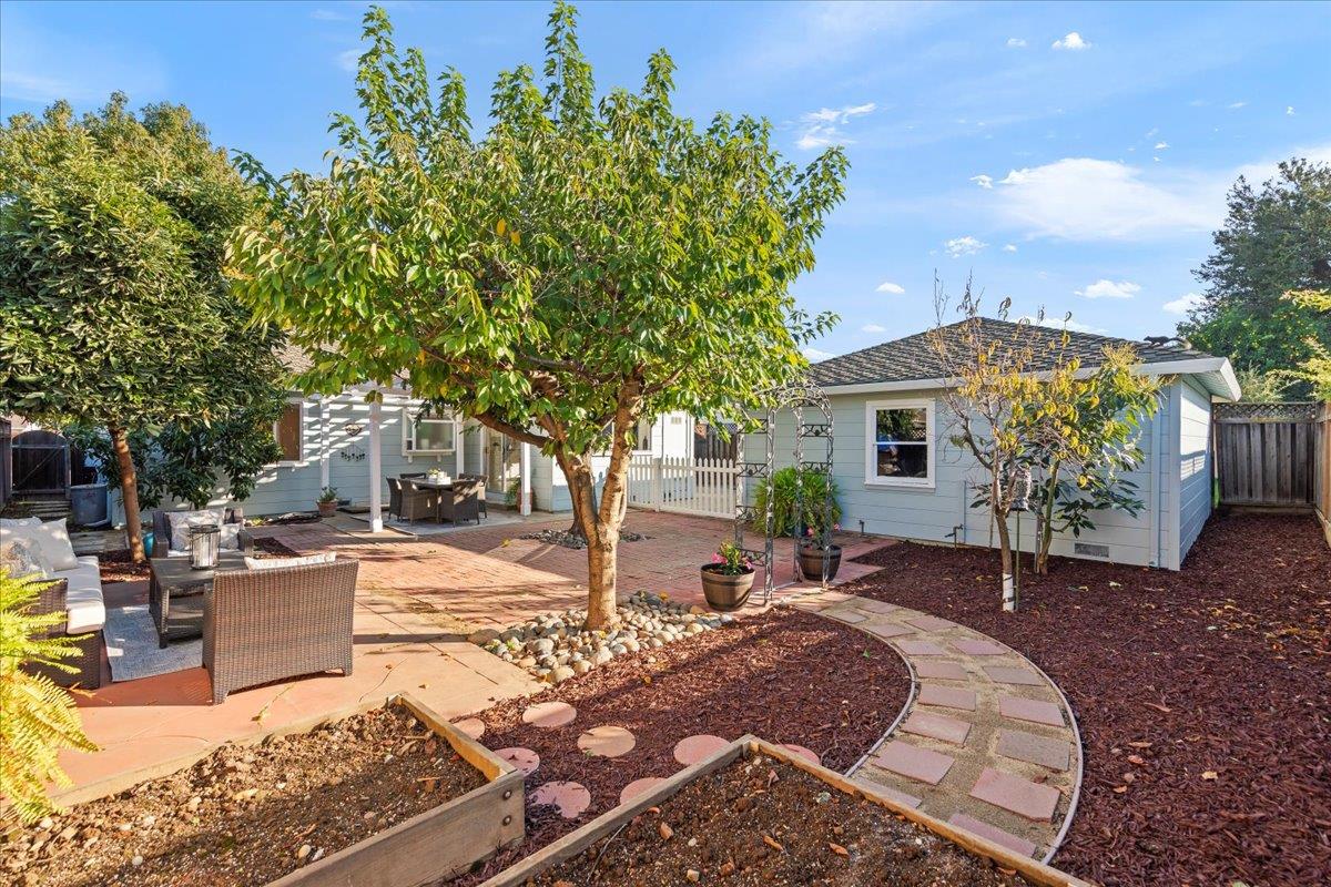 Detail Gallery Image 22 of 23 For 785 Sherman Oaks Dr, San Jose,  CA 95128 - 3 Beds | 1 Baths