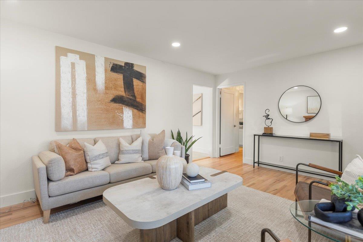 Detail Gallery Image 5 of 23 For 785 Sherman Oaks Dr, San Jose,  CA 95128 - 3 Beds | 1 Baths