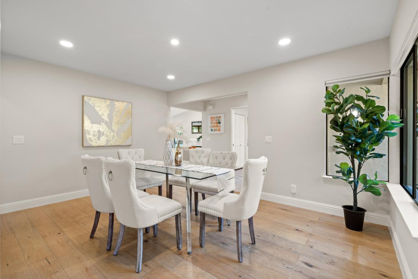 Detail Gallery Image 10 of 29 For 8100 Cabernet, San Jose,  CA 95137 - 3 Beds | 2 Baths