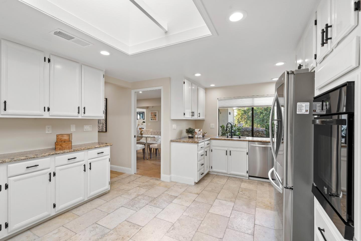 Detail Gallery Image 12 of 29 For 8100 Cabernet, San Jose,  CA 95137 - 3 Beds | 2 Baths