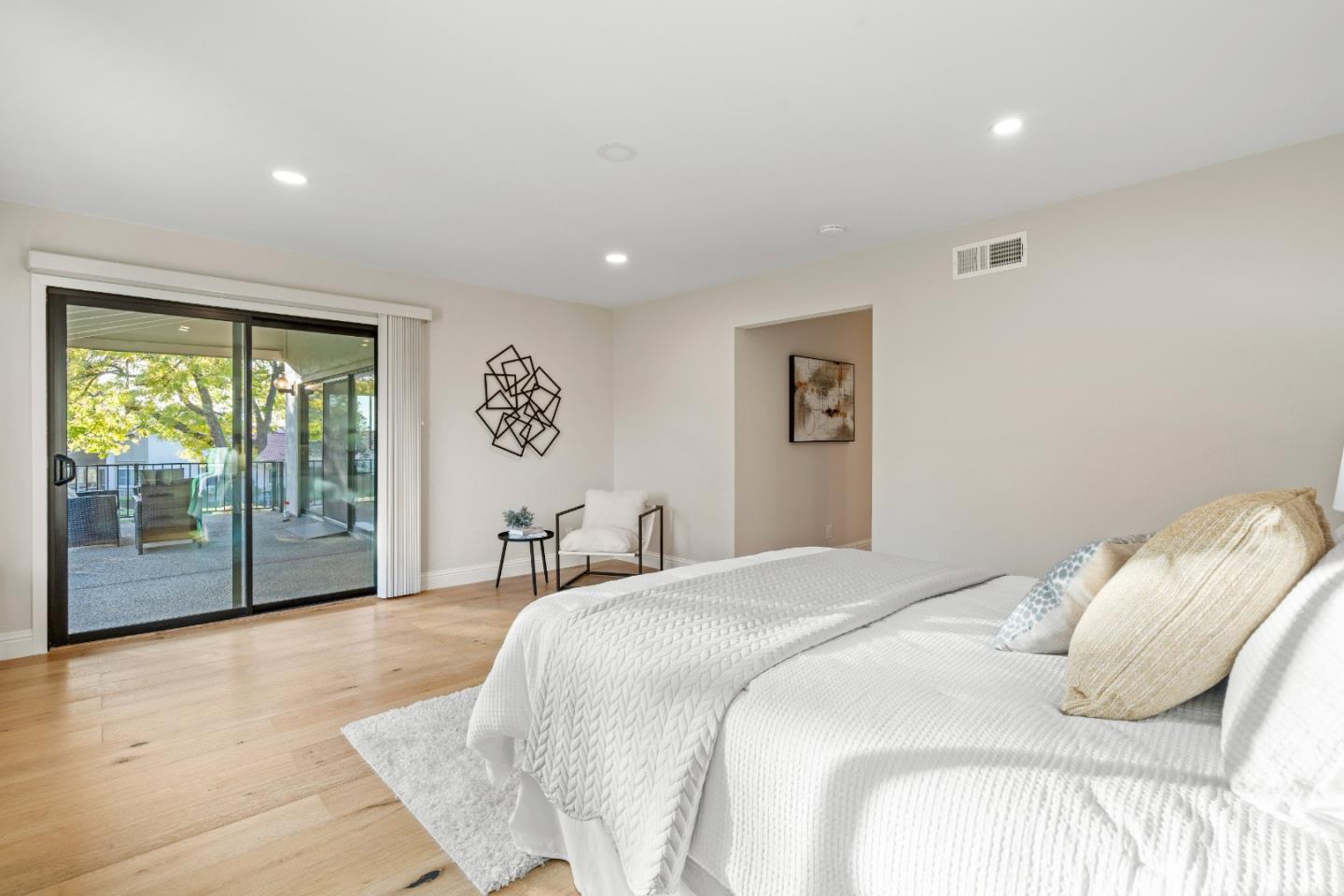 Detail Gallery Image 15 of 29 For 8100 Cabernet, San Jose,  CA 95137 - 3 Beds | 2 Baths