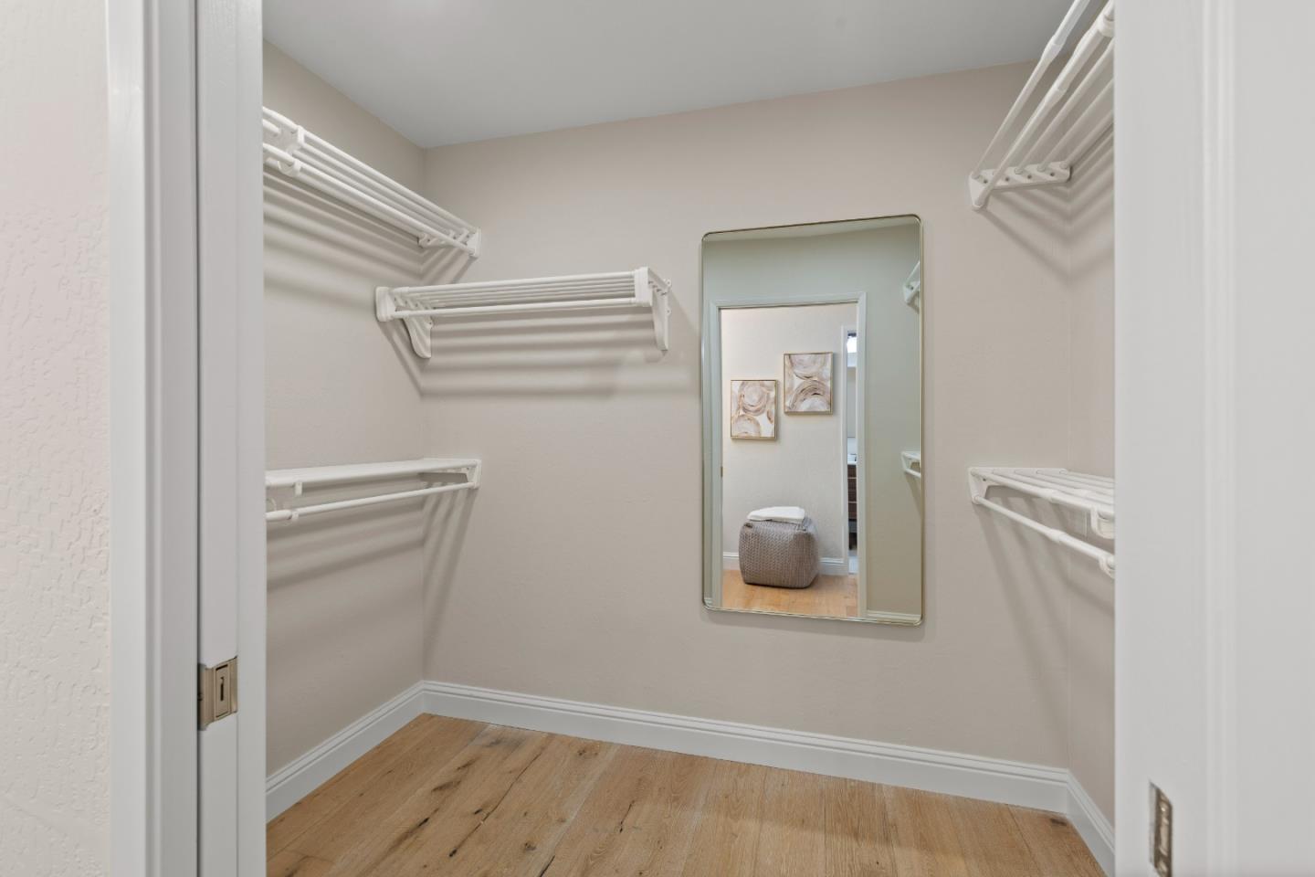 Detail Gallery Image 19 of 29 For 8100 Cabernet, San Jose,  CA 95137 - 3 Beds | 2 Baths