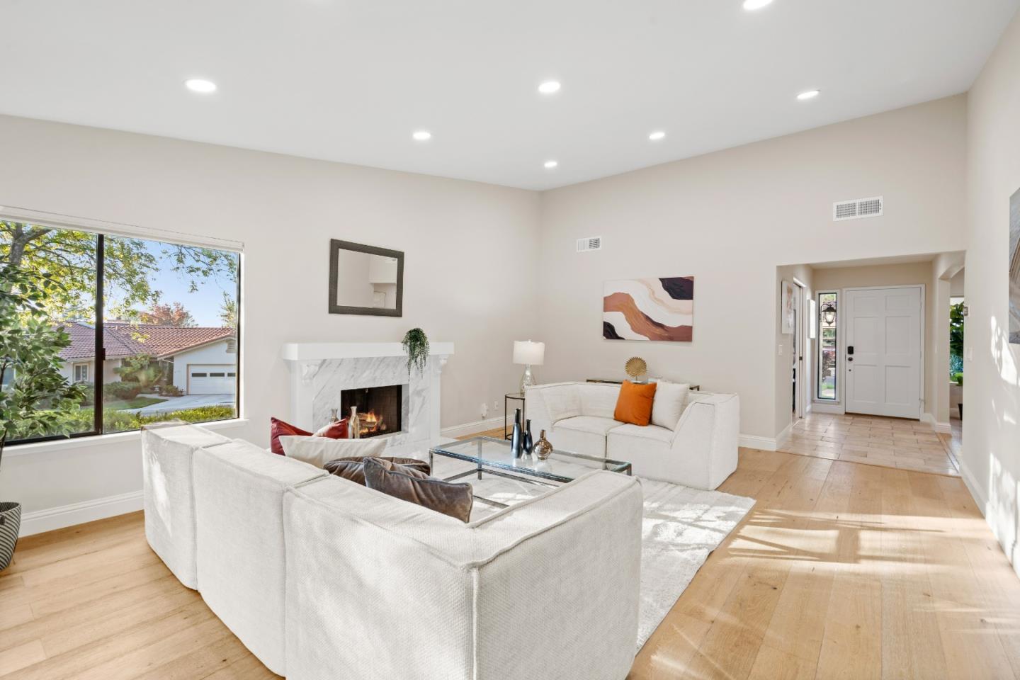 Detail Gallery Image 7 of 29 For 8100 Cabernet, San Jose,  CA 95137 - 3 Beds | 2 Baths