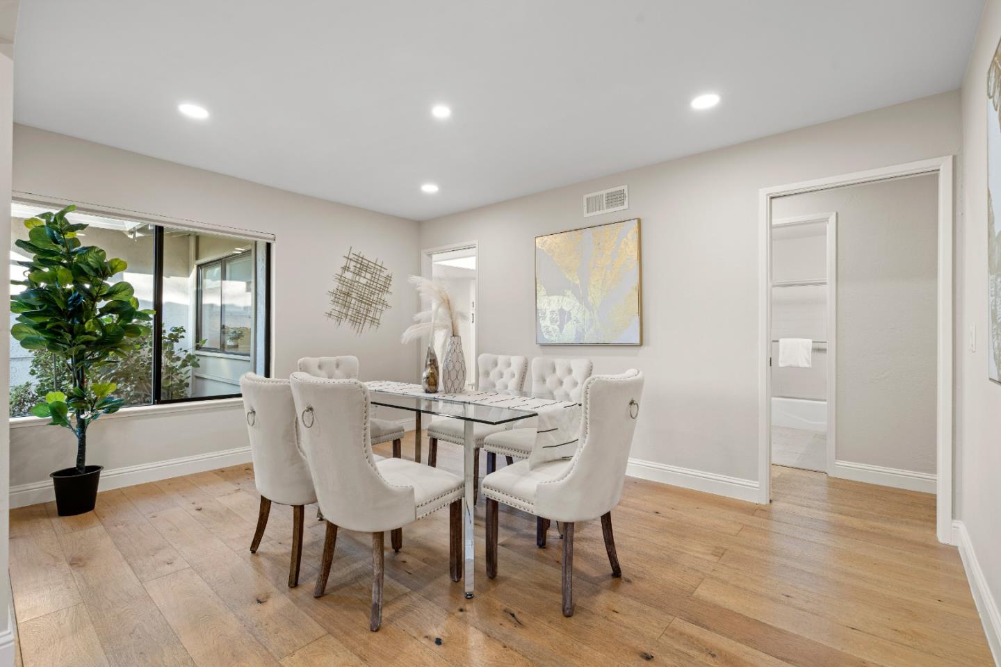 Detail Gallery Image 9 of 29 For 8100 Cabernet, San Jose,  CA 95137 - 3 Beds | 2 Baths