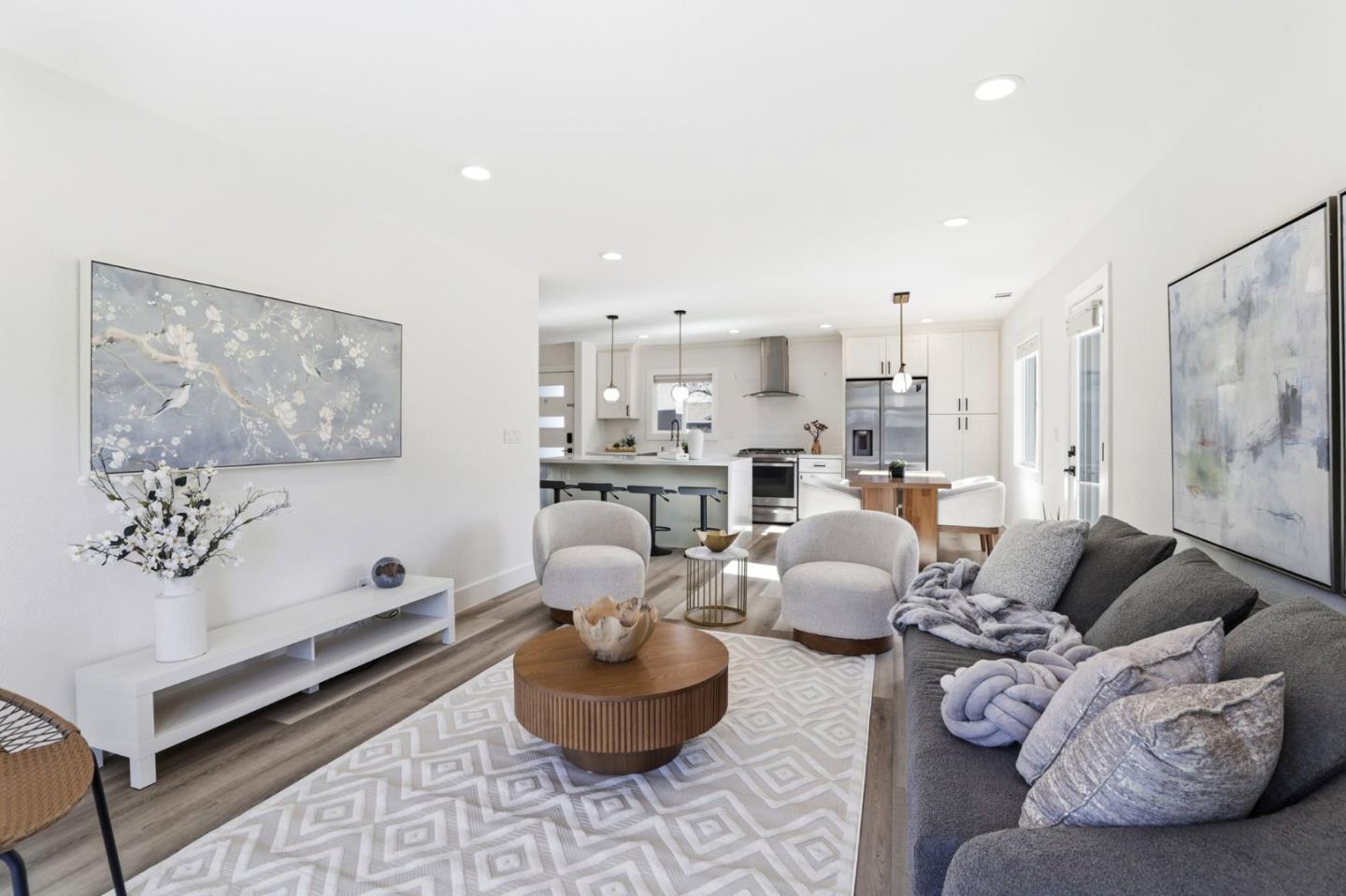 Detail Gallery Image 14 of 27 For 4887 Mary Jane Way, San Jose,  CA 95124 - 3 Beds | 2 Baths