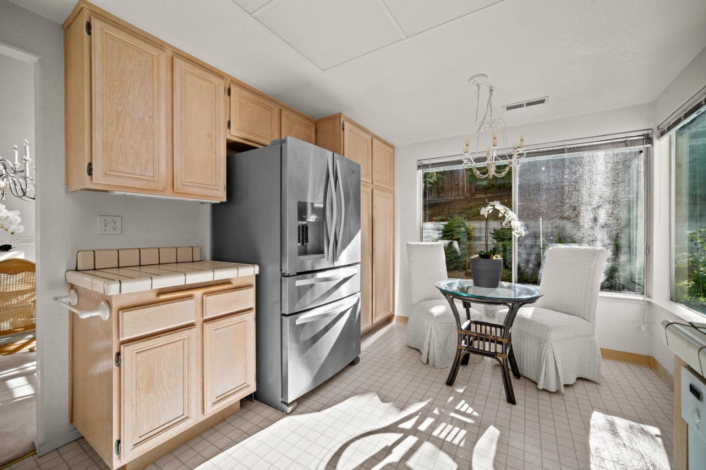 Detail Gallery Image 11 of 33 For 3218 Tallmon St, Marina,  CA 93933 - 4 Beds | 3 Baths