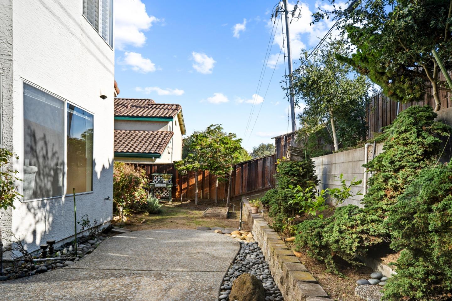 Detail Gallery Image 32 of 33 For 3218 Tallmon St, Marina,  CA 93933 - 4 Beds | 3 Baths