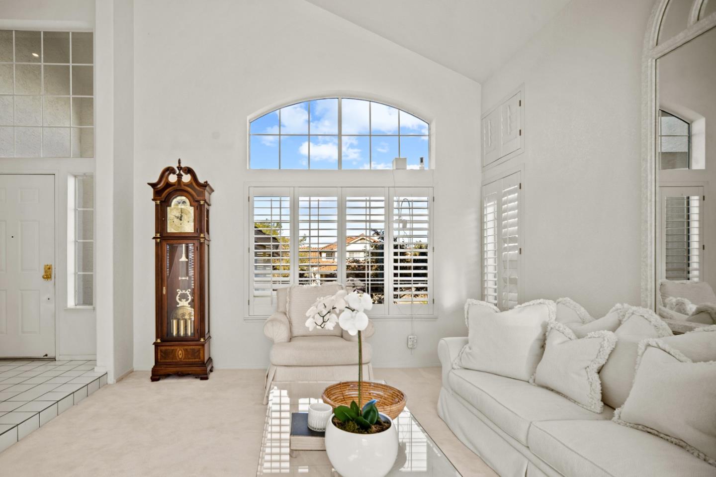 Detail Gallery Image 4 of 33 For 3218 Tallmon St, Marina,  CA 93933 - 4 Beds | 3 Baths