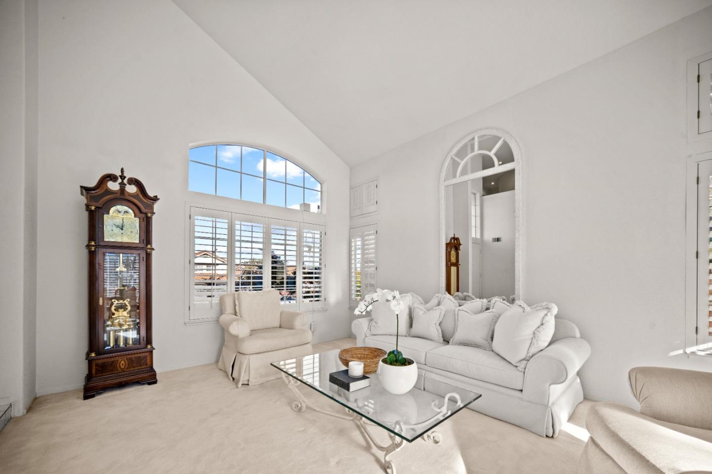 Detail Gallery Image 5 of 33 For 3218 Tallmon St, Marina,  CA 93933 - 4 Beds | 3 Baths