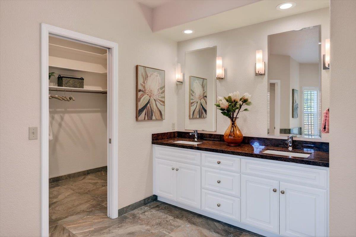 Detail Gallery Image 19 of 49 For 1190 Maria Privada, Mountain View,  CA 94040 - 4 Beds | 2/1 Baths